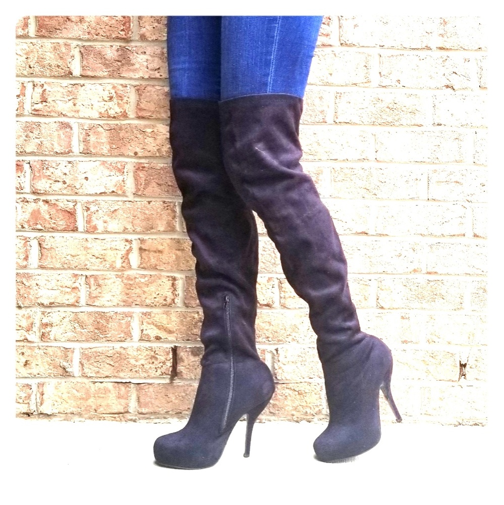 Cute Pair Over The Knee Black Boots 9